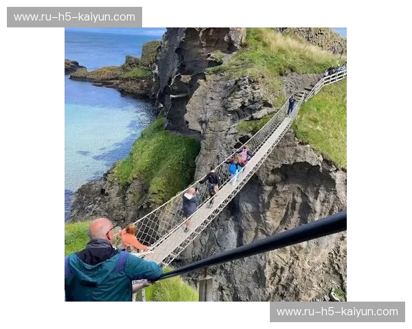 索契午夜的弧线:当德国战车在悬崖边缘听见心跳